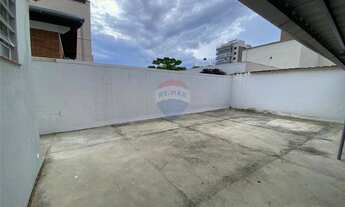 Imagem 6: Casa comercial com aprox. 200m², Três pavimentos perfazendo um total de 500m² área constru