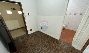 Imagem 4: Excelente apartamento com 2 quartos, sala, cozinha com armário, lavanderia, banheiro socia