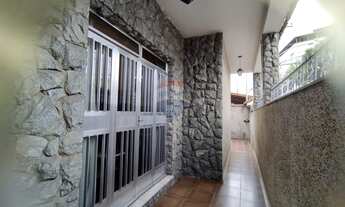 Imagem 4: Casa à venda, no bairro Santa Catarina, 4 quartos, duas salas e duas cozinhas, além de um