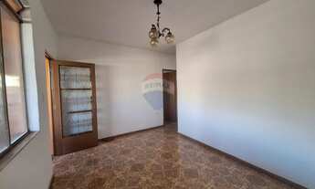 Imagem 6: Casa 3 quartos no Santa Luzia para locação, ampla, arejada, com terraço e ótima localizaçã