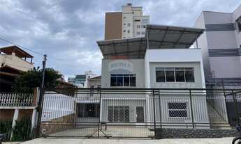 Imagem: Casa comercial com aprox. 200m², Três