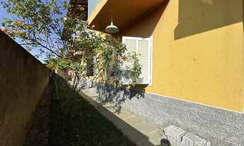 Imagem 5: Casa duplex à venda em Pequeri MG – conforto, espaço e tranquilidade em um só lugar!