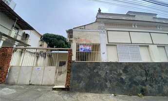 Imagem 2: Casa para locação na Rua Floriano Peixoto com 15 cômodos , 9 banheiros, 3 áreas descoberta