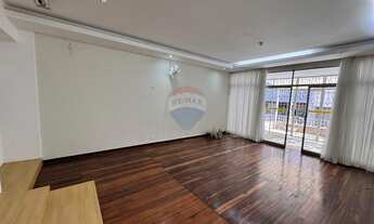 Imagem 5: Casa comercial com 6 Quartos e 5 banheiros, 3 vagas para Alugar no centro da cidade