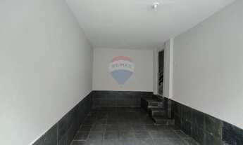 Imagem 4: Casa de 04 quartos , sendo uma suíte, 02 salas, 03 banheiros, 01 garagem grande no bairro