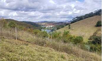 Imagem 4: Fazenda com 12.39 Hec - Laranjal - MG - próximo a BR 116 -Todo formado em braquiária Ideal