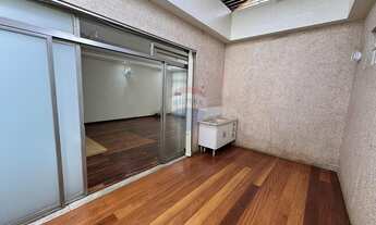 Imagem 7: Casa comercial com 6 Quartos e 5 banheiros, 3 vagas para Alugar no centro da cidade