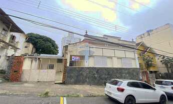 Imagem 5: Casa para locação na Rua Floriano Peixoto com 15 cômodos , 9 banheiros, 3 áreas descoberta