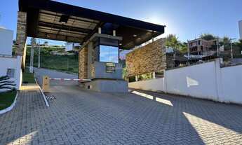 Imagem 3: Excelente terreno plano de 473m² no Condomínio Barcelona, com projeto aprovado pela prefei