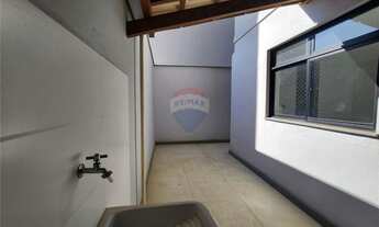 Imagem 5: Apartamento de um quarto, com vaga de garagem, ampla varanda , acabamento de alto padrão