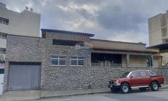 Imagem 3: Casa à venda, no bairro Santa Catarina, 4 quartos, duas salas e duas cozinhas, além de um