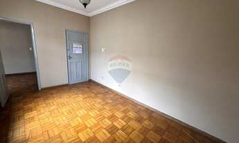 Imagem 7: Apartamento com 3 quartos, 2 banheiros, sala, cozinha e dependência de empregada, 2 lances