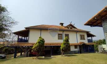 Imagem 4: Residência de Alto Padrão em Lambari - 6 Dormitórios, 2 suítes e área gourmet