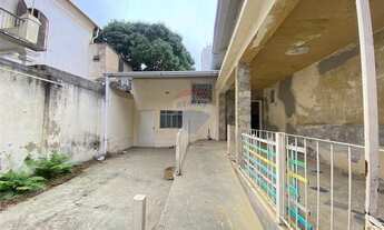 Imagem 4: Casa para locação na Rua Floriano Peixoto com 15 cômodos , 9 banheiros, 3 áreas descoberta