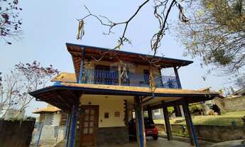 Imagem 6: Residência de Alto Padrão em Lambari - 6 Dormitórios, 2 suítes e área gourmet