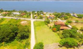 Imagem: Terreno limpo e aterrado! Pertinho da praia