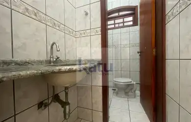 Imagem 10: Casa com Edicula à Venda ou Locação no Bairro Medeiros - Jundiai/SP