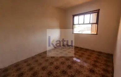 Imagem 5: CASA À VENDA COM 4 DORMITÓRIOS NO BAIRRO VILA ROSSI - JUNDIAÍ/SP