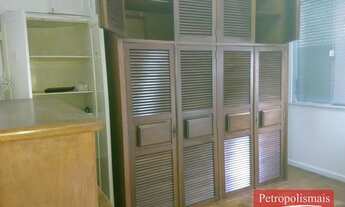 Imagem 4: Apartamento à venda em Petrópolis, Centro- 2 quartos(1 suíte