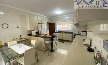 Imagem 6: 4 dormitórios na Rua Oscar Sampaio