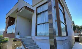 Imagem: CASA MODERNA A VENDA EM CRICIUMA NO BAIRRO