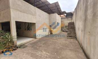 Imagem: Casa com Lote grande no Bairro Veneza