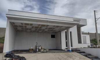 Imagem 2: Casa térrea com 180 m² de construção. Casa em condomínio