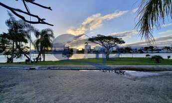 Imagem: Casa 3 dormitórios em frente a lagoa do