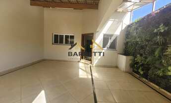 Imagem 2: Sobrado à venda de 203m² com 3 quartos, 2 banheiros e 2 vagas de garagem, no bairro Jardim