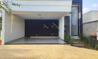 Imagem: Casa de alto padrão à venda com 200m²