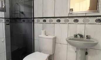 Imagem 7: Casa de 03 Dormitórios Isolada Com Piscina Mais Edícula à 200 Metros da Praia