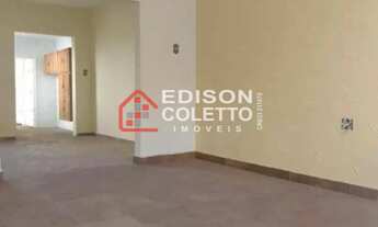 Imagem: Excelente casa à venda de vila no Centro