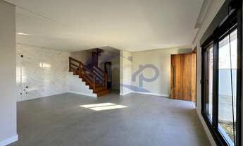 Imagem 5: Sobrado á venda com 3 dormitórios no centro do Passo de Torres/SC