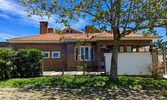 Imagem: Casa á venda com 3 dormitórios no centenário