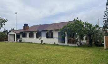 Imagem 3: Casa á venda com 6 dormitórios na Praia Paraíso em Torres/RS