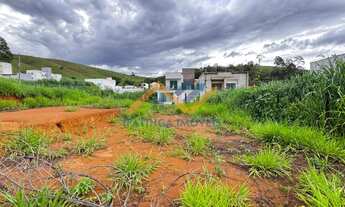 Imagem: Lote de 240m² no Bairro Cidade Verde!