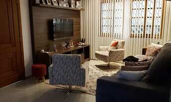 Imagem 1: Encante-se com Este Sobrado de Luxo na Parada Inglesa: Espaço, Conforto e Sofisticação em