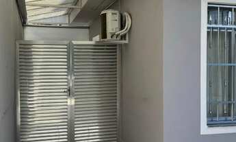 Imagem 2: Casa Térrea Espetacular com 3 Quartos e Garagem para 6 Carros em Guarulhos - Porteira Fech