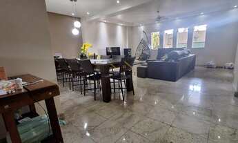 Imagem 3: Casa a venda com 207 m² de construção no Bairro São Francisco com 04 quartos,suite e close