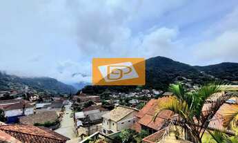 Imagem 5: Casa à venda em Petrópolis. São 3 quartos + anexo + piscina + solário + churrasqueira