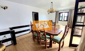 Imagem 7: Casa à venda em Petrópolis. São 3 quartos + anexo + piscina + solário + churrasqueira