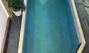 Imagem 2: Casa com Piscina e Espaço Amplo ? Troca por Imóvel ou Veículo!