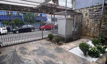 Imagem 2: Sobrado com 3 pavimentos no Tatuapé - A 400m do Metrô, com Múltiplos Espaços e Ótima Para