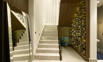 Imagem 2: Sobrado estilo Neoclássico no Alphaville Nova Esplanada I