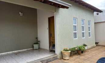 Imagem 7: Casa com Edícula no Centro de Getulina