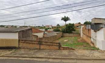 Imagem: Terreno a venda na Vila Ramalho em Lins