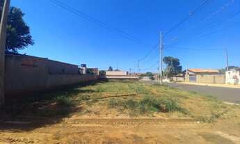 Imagem 3: Terreno de esquina a venda em Macucos