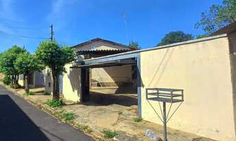 Imagem: Casa a venda na Vila Azevedo em Lins