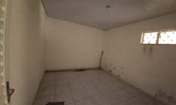 Imagem 3: Casa com Salão comercial a venda em Getulina