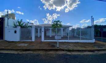 Imagem: Casa a venda no Jardim Americano em Lins